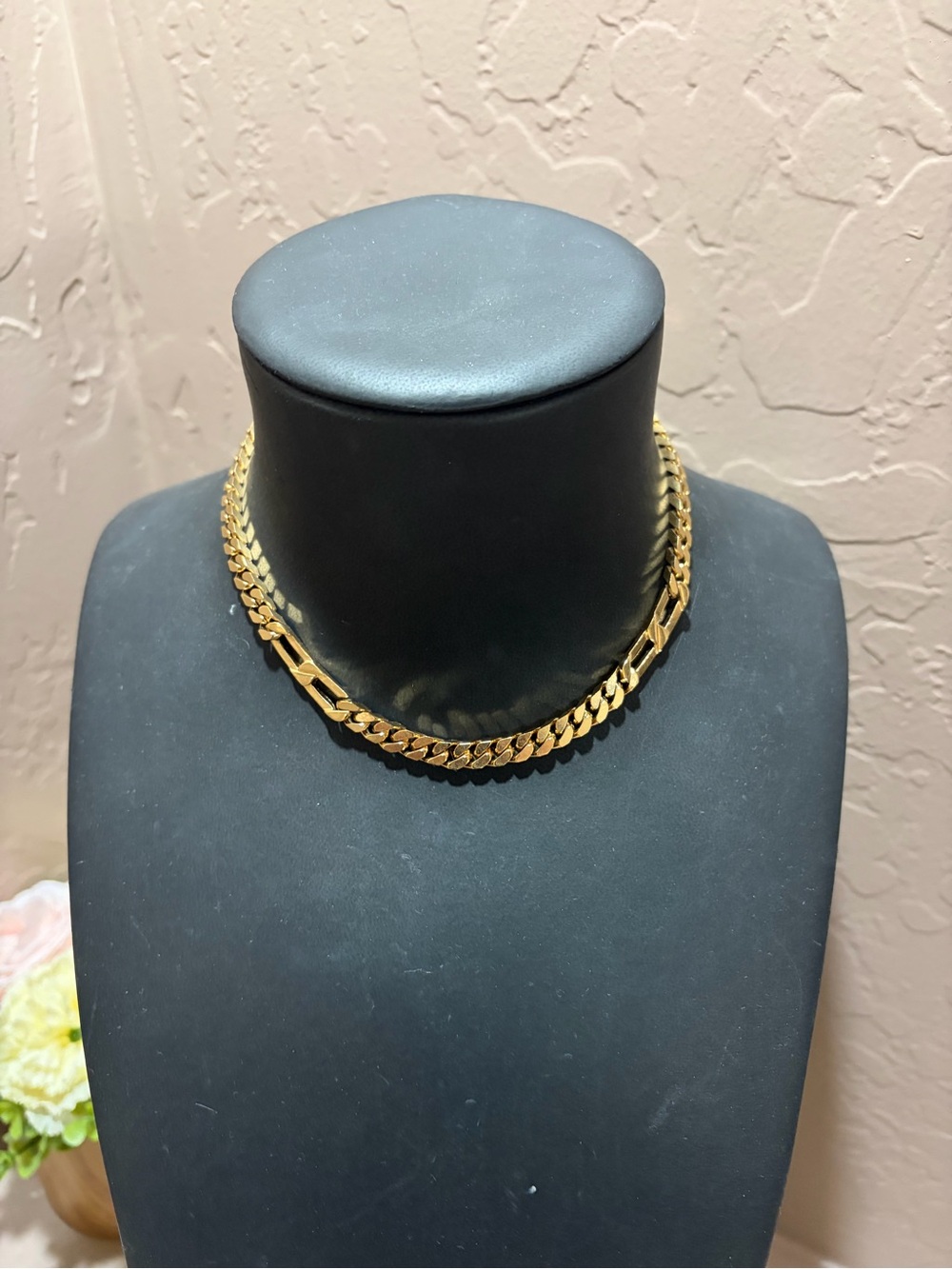 Monet Gold Tone Curb Link Chain Choker Necklace Signed Box Clasp No Stone